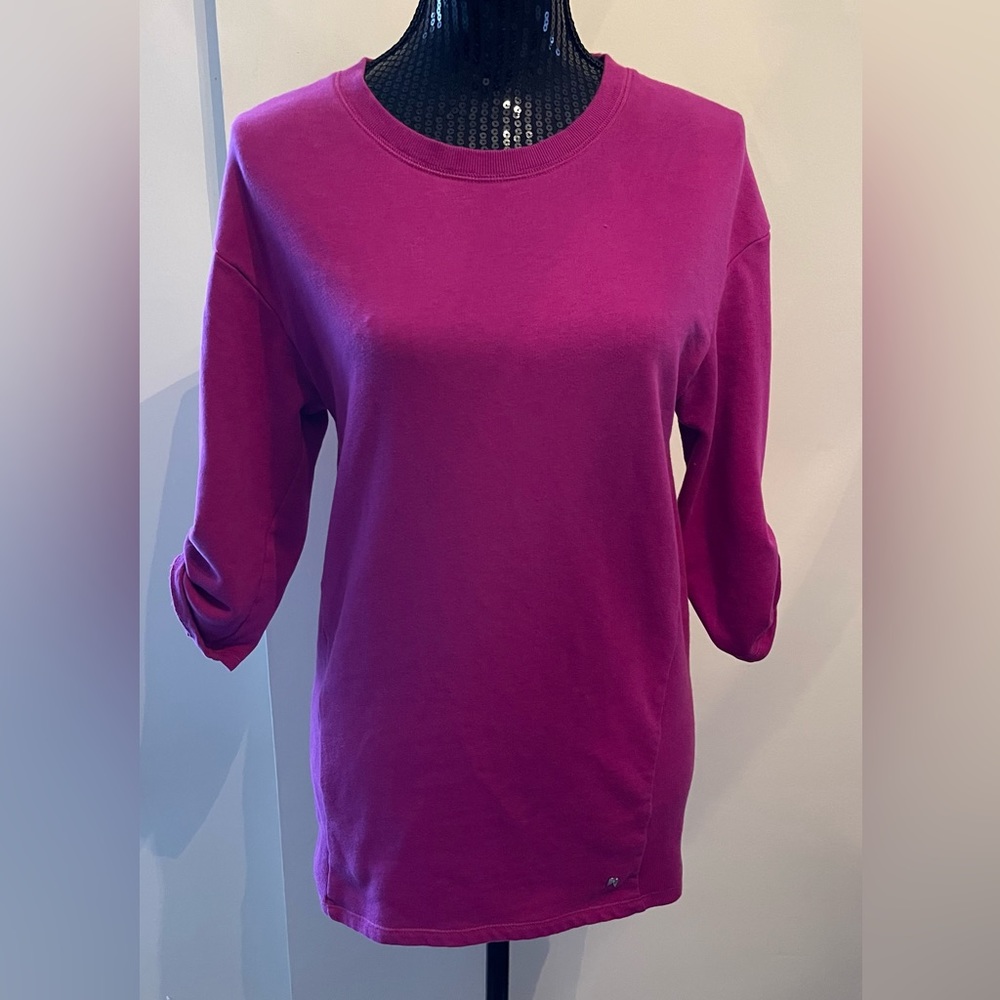 Victoria’s Secret Magenta Pink Light Knit Sweater Size XS